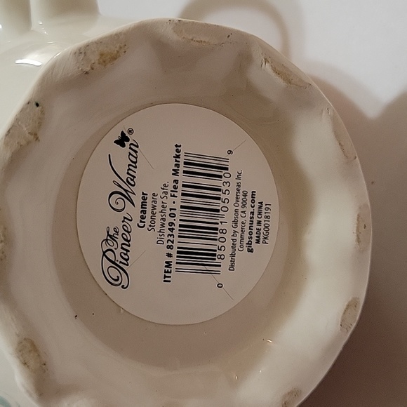 Pioneer Woman Flea Market Floral Creamer - Picture 2 of 4